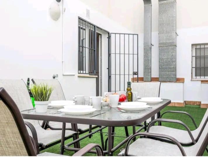 Apartamento Con Patio Y Piscina Cerca De Sevilla La Algaba Exterior photo